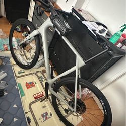 CARBON GRAVEL BIKE