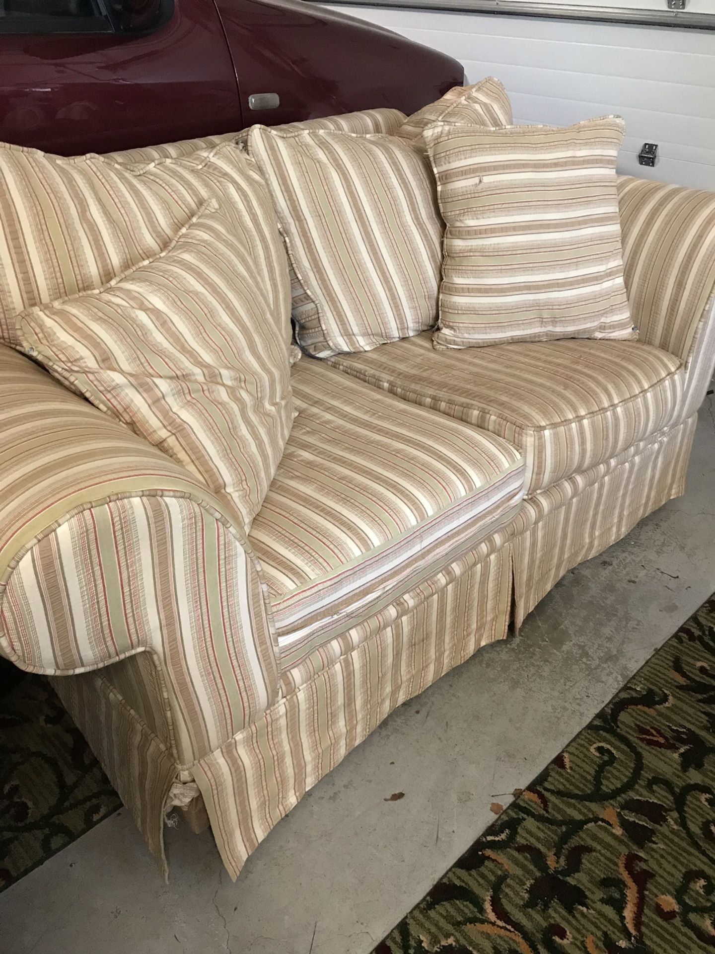2 love seats.