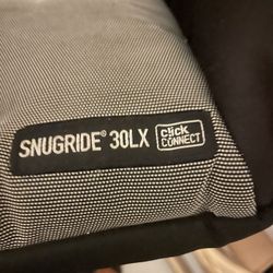 Infant Car Seat - Graco Click Connect, With Car Base