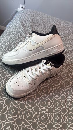 Men’s Nike shoes size 6.5 y
