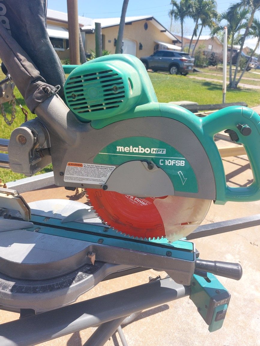 10" Hitachi Slide Compound Miter Saw