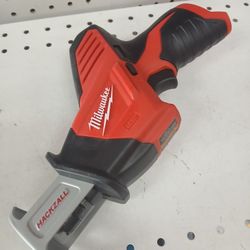 Milwaukee new hackzall 12M nuevo