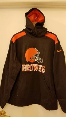 Men's hood jacket.
