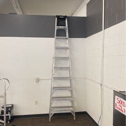 10 Foot Ladder