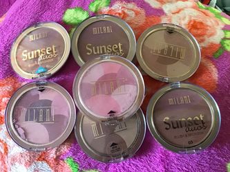 New Milani Bronzer or blush