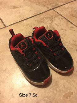 Boys Jordan’s size 7.5c