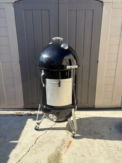 Weber Smokey Mountain 22”