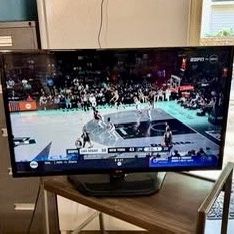 39” Color TV by LG - works great- no remote $35
