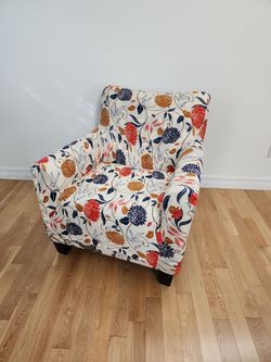 Arm chair