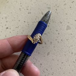 Gold Ring With Small Diamonds