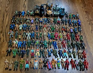 120 Action Figures & Vehicles