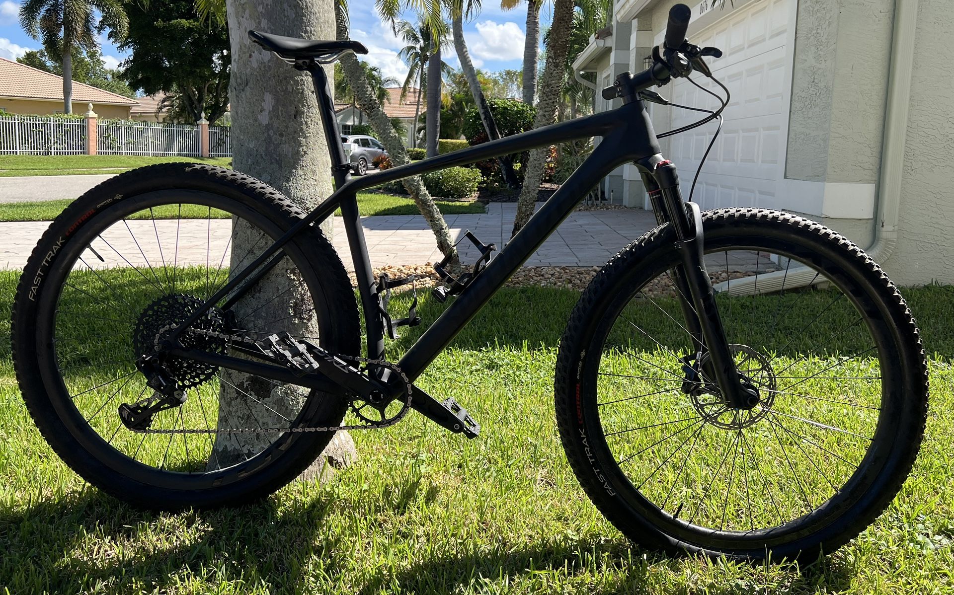 Specialized Epic Hardtail Mountain Bike