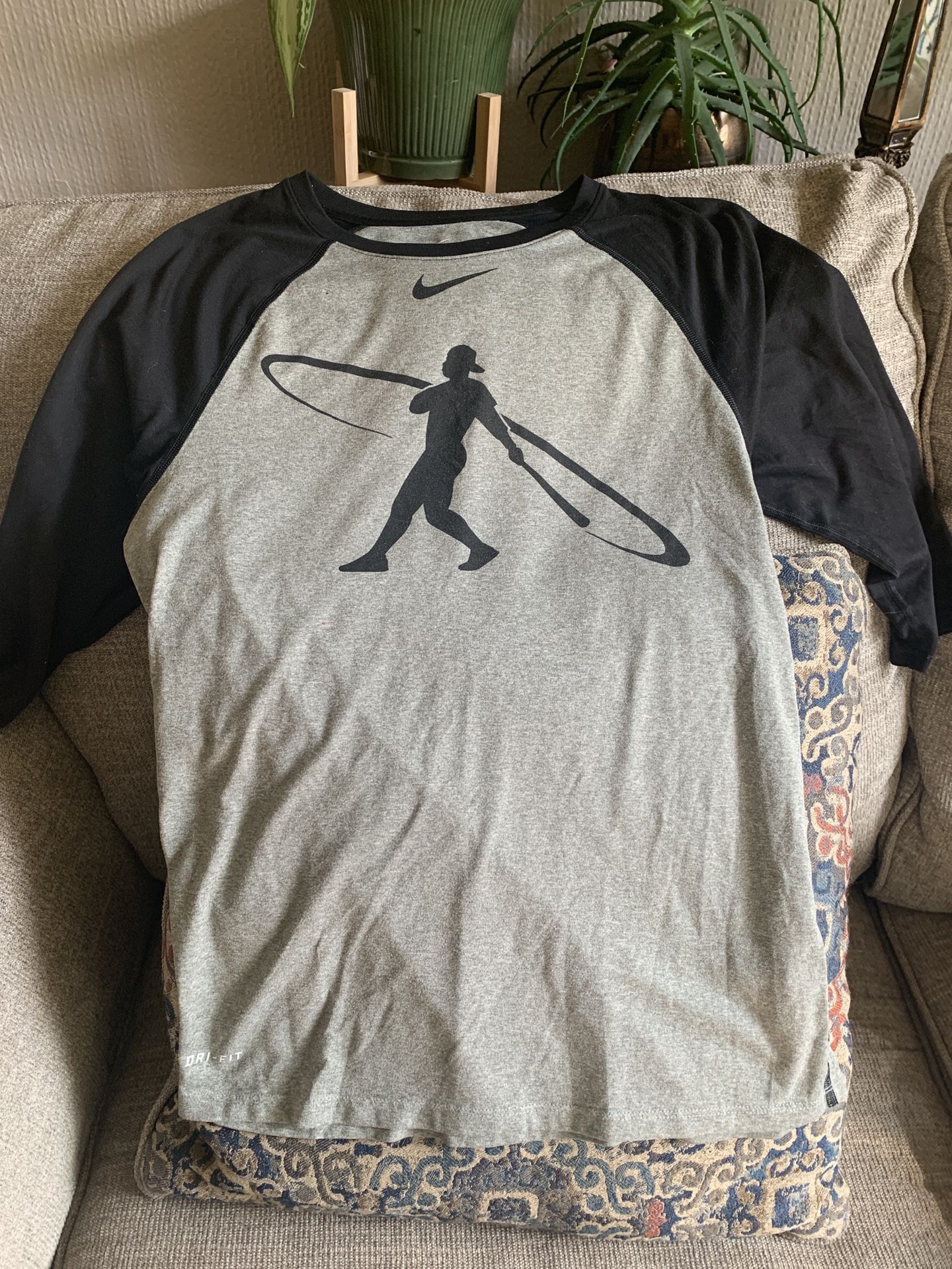 New Nike Tee Dri-Fit Baseball T-Shirt Sz S