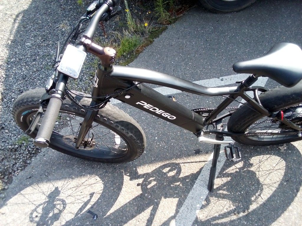 Pedego Trail Tracker  Fat Tire 48 Volt