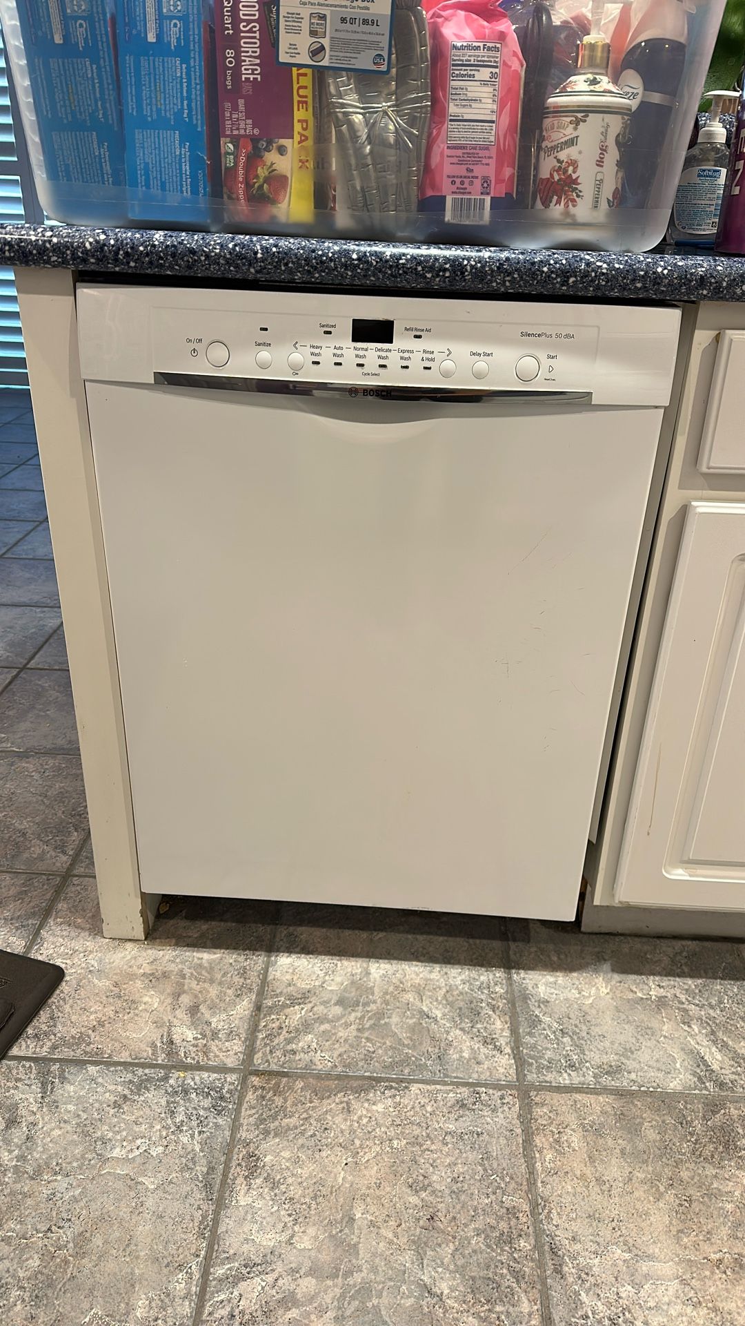 Bosch SilencePlus 50 dBS Dishwasher- White