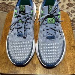 nike running shoes size 10.5 
