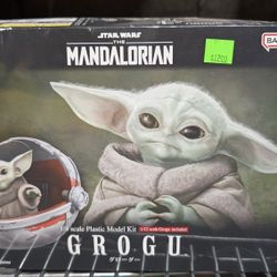 Bandai Namco Star Wars Mandalorian Grogu 1/4 Scale Plastic Model Kit Collectible