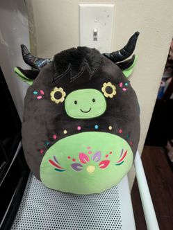 Day of the Dead Squishmallows Catrina the Highland Cow
