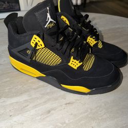 Size 15 - Air Jordan 4 Retro Thunder 