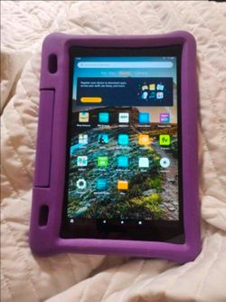 Amazon Fire HD 10 9th Gen (2019) 10.1" 32GB Black WiFi Alexa Fire With Case