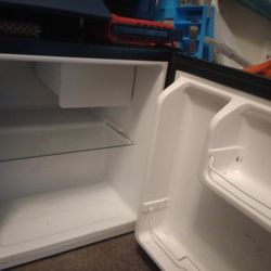 Fridge And Freezer 40 Bucks