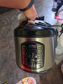 Aroma 8-cup (Cooked) Digital Rice Cooker, Multicooker & Food Steamer