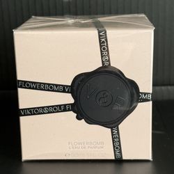 VIKTOR & ROLF Flowerbomb Eau de Parfum 30ml 1 Fl. Oz. New Sealed Box