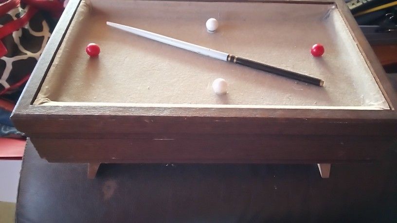 Vintage Wooden Pooll Table Box
