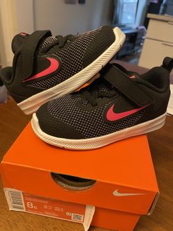 Nike Toddler Girl Size 8 Sneakers - Brand New!