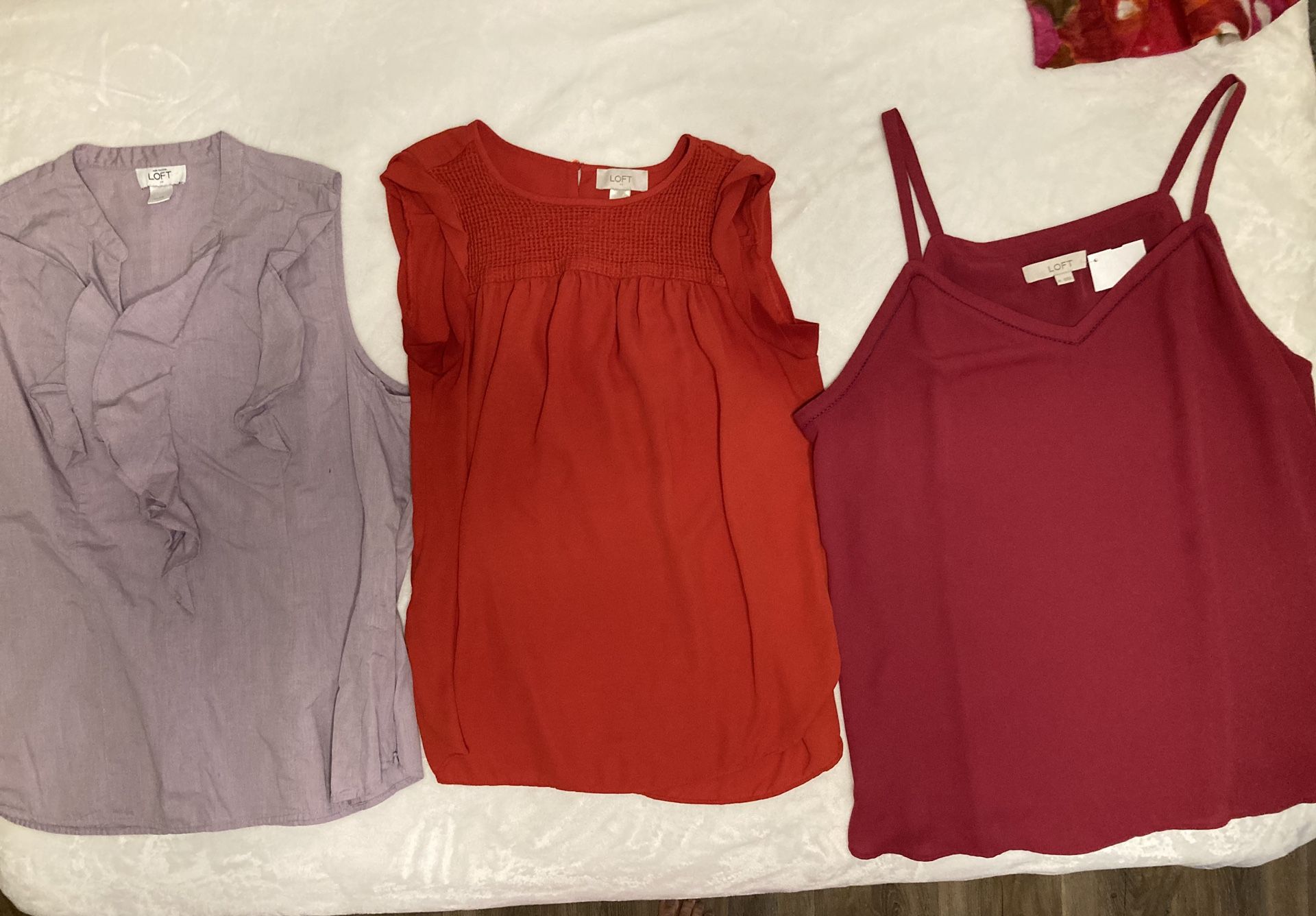 LOFT Tops/tee/blouses!