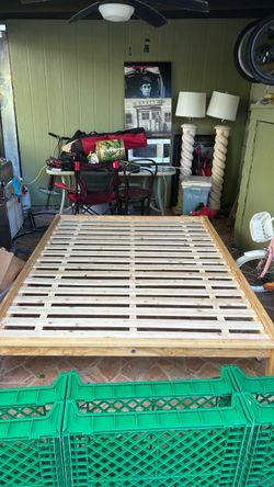 Queen wood bed frame with head board