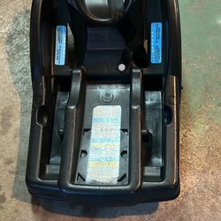 Graco Stroller With Car Seat And Attachment 