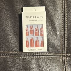 24 Pieces Press On Nails 