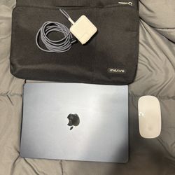 MacBook Air M2 2022
