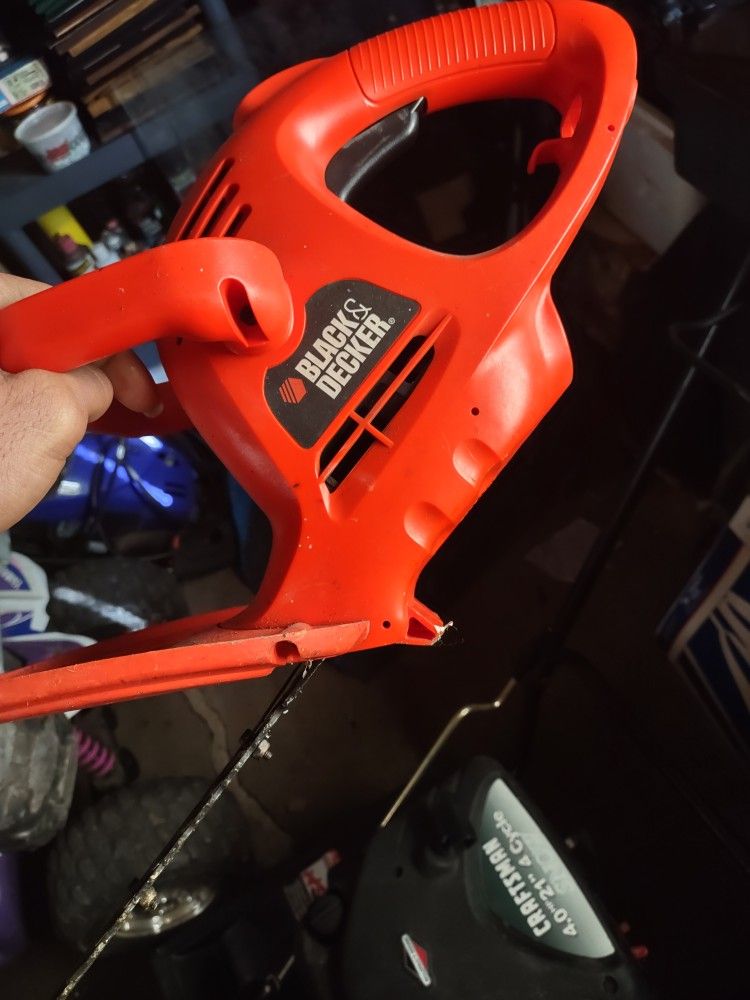 Black N Decker Hedge Trimmer