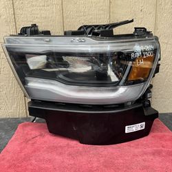 2019 2020 2021 2022 2023 2024 RAM 1500 LEFT SIDE HEADLIGHT OEM USED