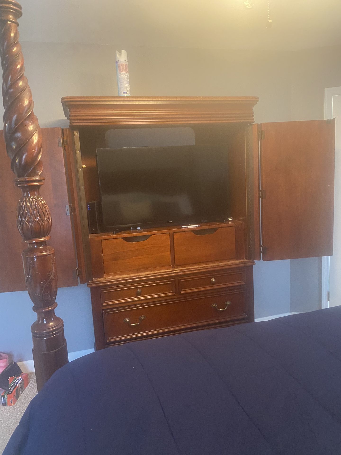 Armoire Dresser & Tv Stand (also Make A Offer)