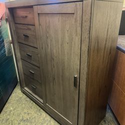 Armoire Dresser