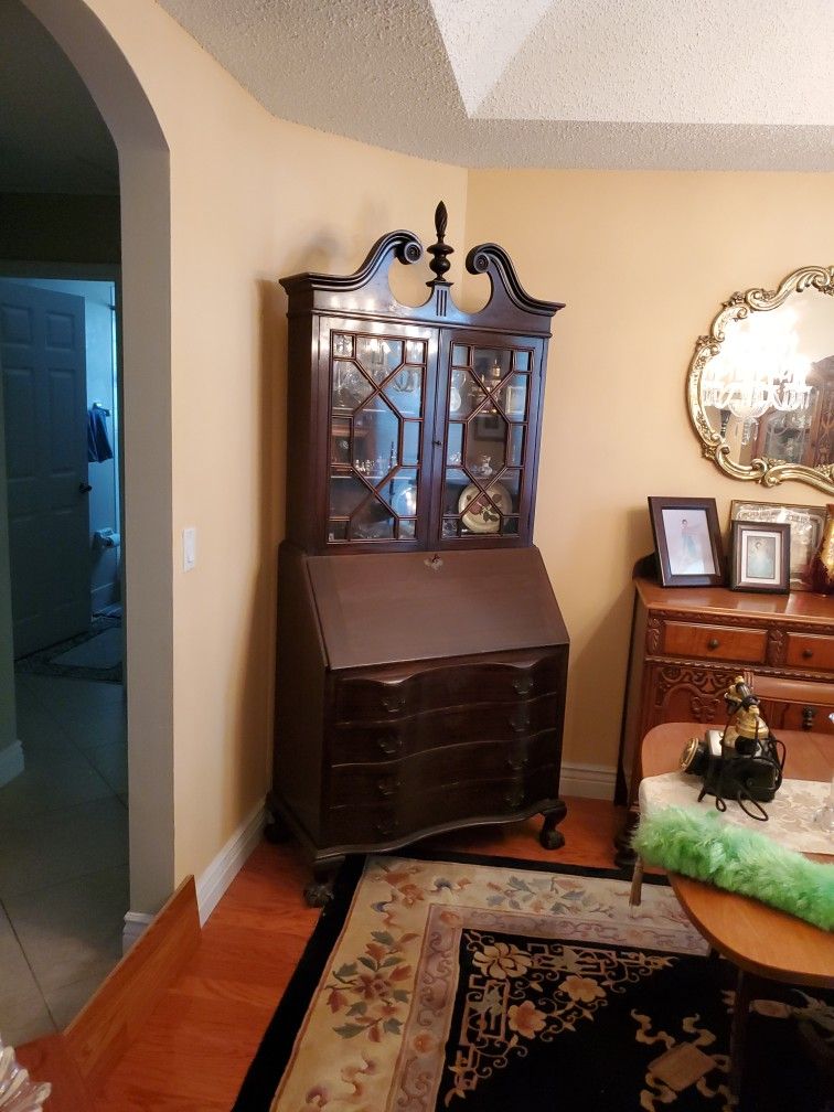 Antique Secretary Desk/hutch