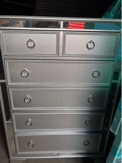 Mirrored 5drawer chest