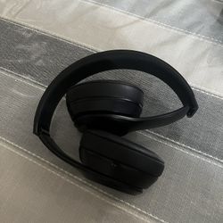 Beats Solo 3 Headphones 