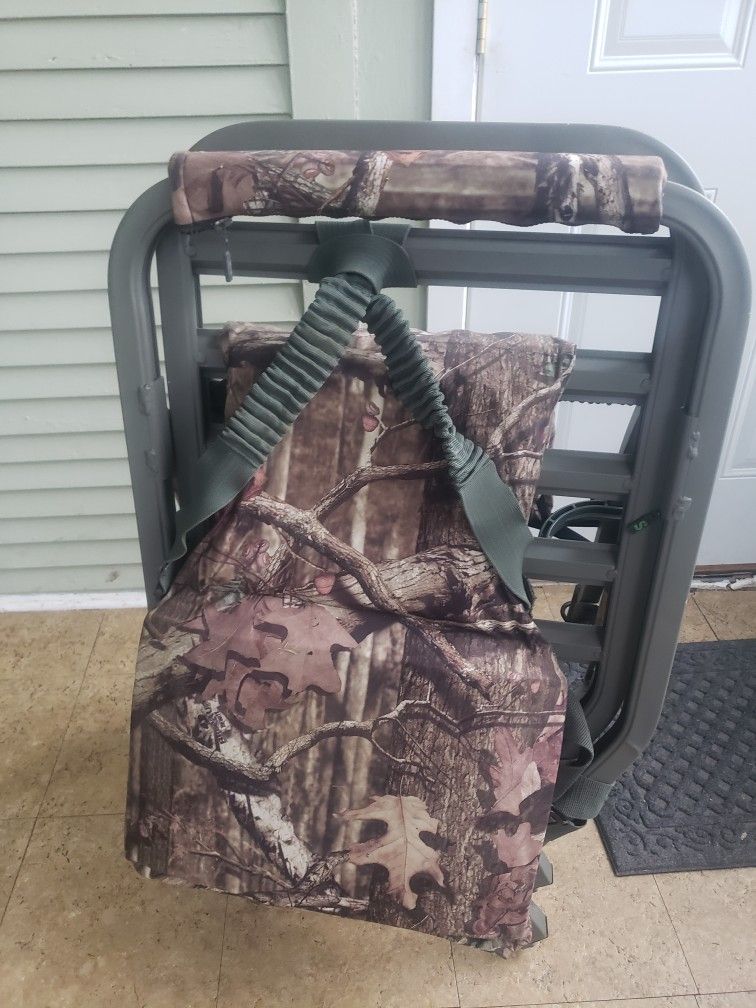 Summit Treestand