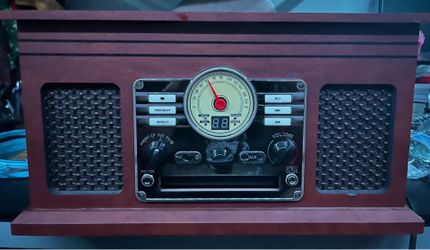 Victrola Quincy Wood Bluetooth Record Player