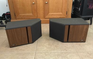 Original Vintage Bose 4.2 speakers (301)