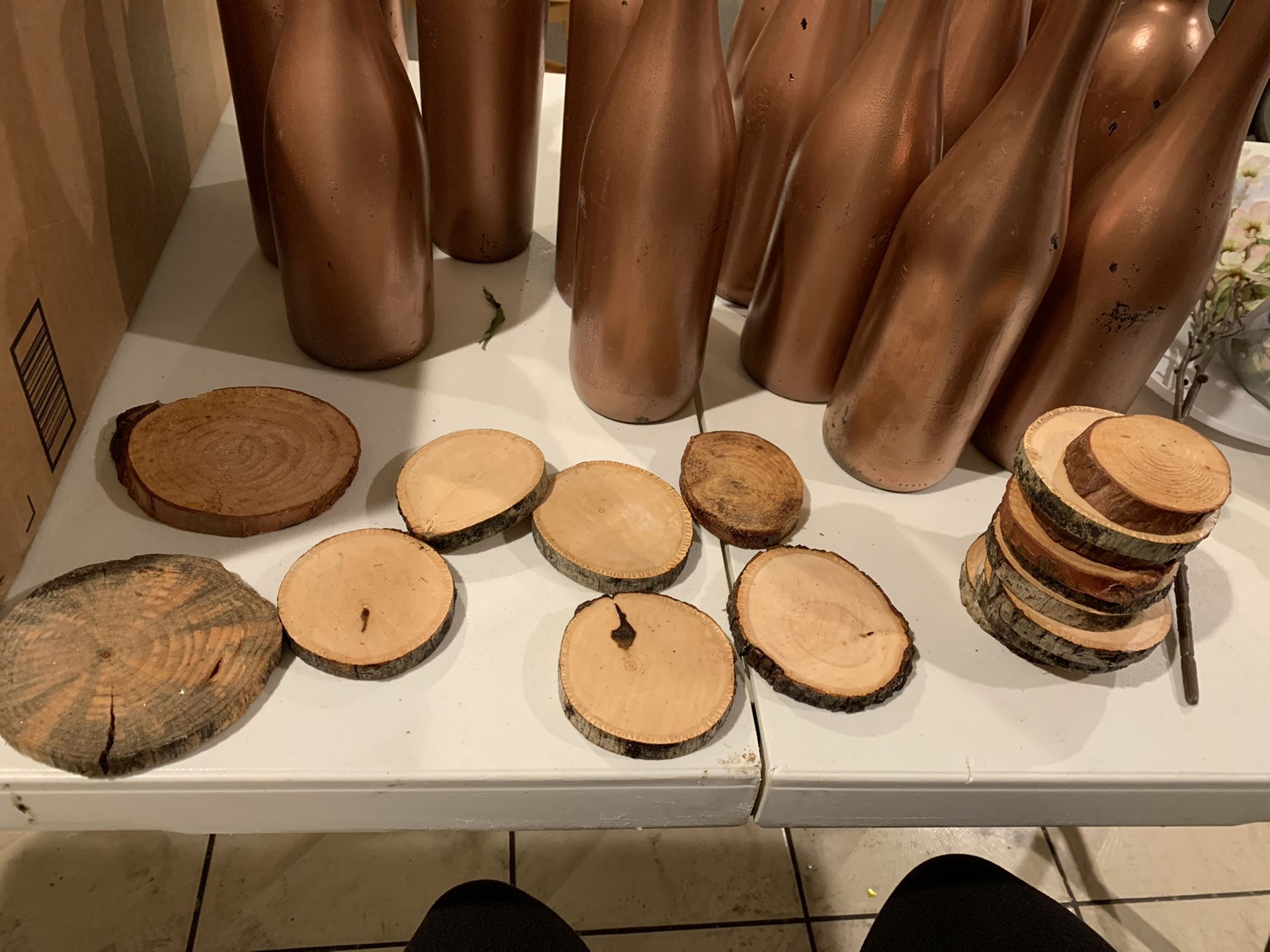 17 small pieces of wood