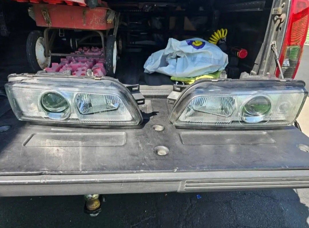 Nissan Gtr Headlights