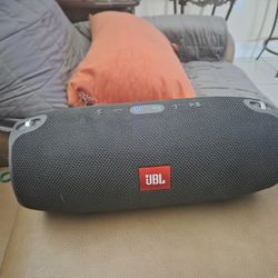 JBL Xtreme portable wireless stereo speaker 