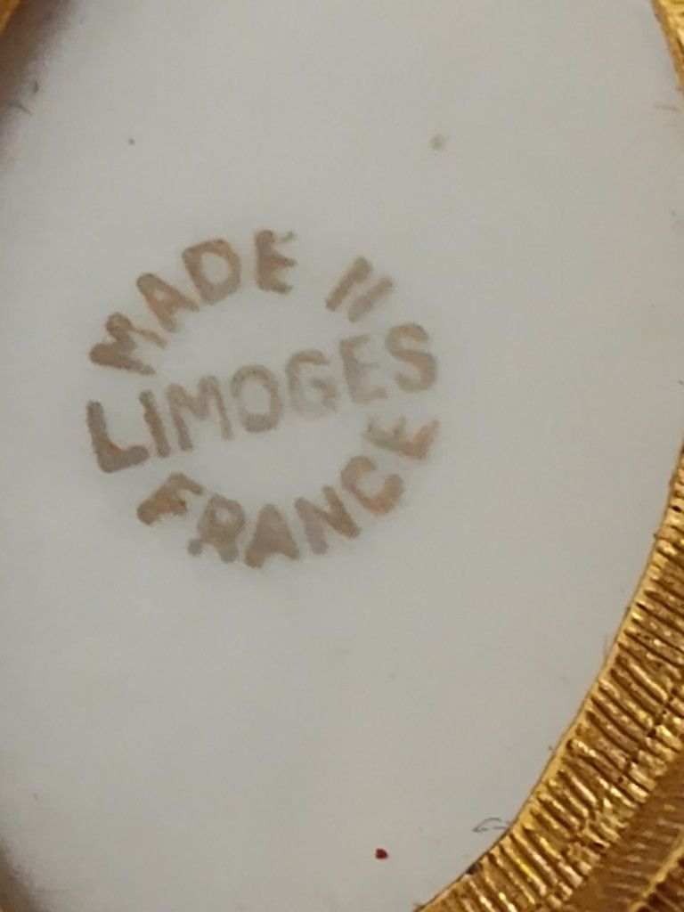 Limoge Women's Necklace Slide