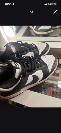 Panda dunks
