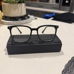 Fashion glasses